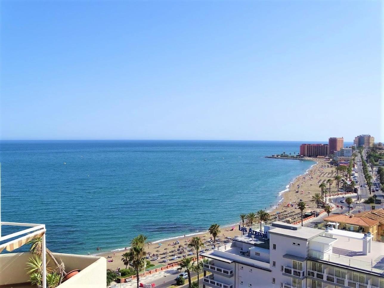 Benalmadena Front Line Sea View 1 Bedroom Large Apartment Bagian luar foto