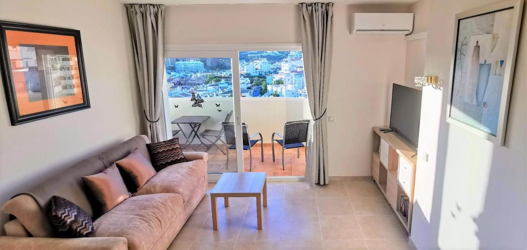 Benalmadena Front Line Sea View 1 Bedroom Large Apartment Bagian luar foto